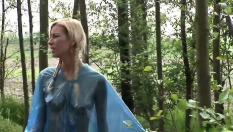 Tori gets double face-fucked and her face gets splattered with cum