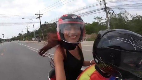 Amateur Asian teen GF sex after day out