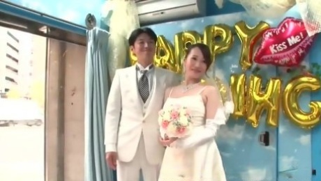 Japanese Wedding Public Naked Photos In Glass Room