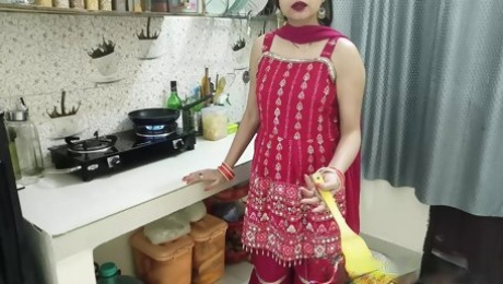 Dirty bhabhi devar ke sath sex kiya in  kitchen in Hindi audio