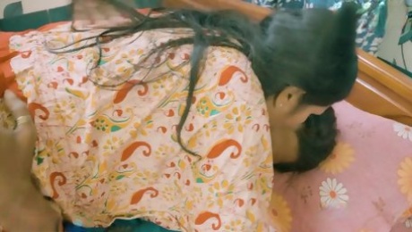 Indian Hot Aunty gets Fucked Hard