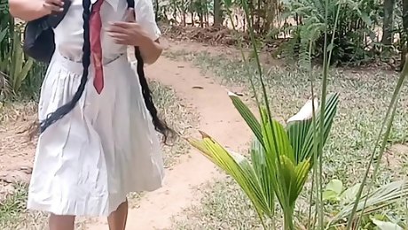 Sri Lankan School girl sex. srilankan school sexy girl sex with some toys school girl sexy video