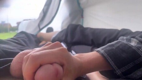 FAST RISKY HANDJOB ON A CAMPING - TURKISH AMATEUR