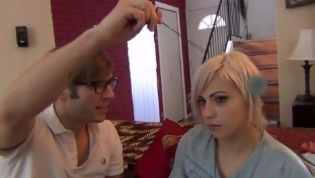 I hypnotize my stepsister to fuck her coochie