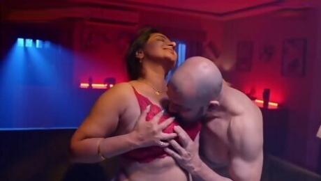 Naughty Indian slut smutty porn clip