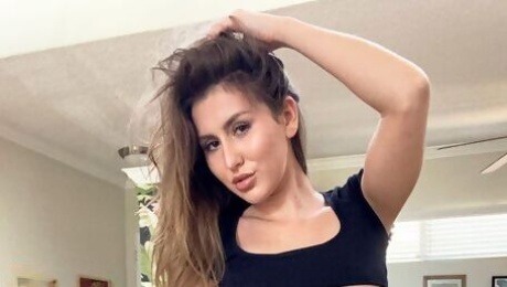 Bubbly Paige Owens's hairy movie