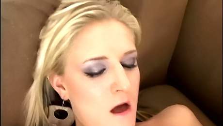 Cumshot xxx with splendid fancy woman from Premium GFs