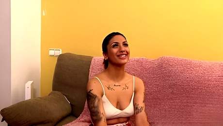 Cowgirl scene with luring Valeria from Pepe Porn