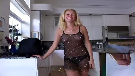 DreamGirls Members featuring missy's blonde clip